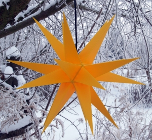 Melchior Outdoor II Yellow, very stable 3D outdoor star Ø 60 cm, with 20 tips, incl. 4 m outdoor cable - Melchior yellow